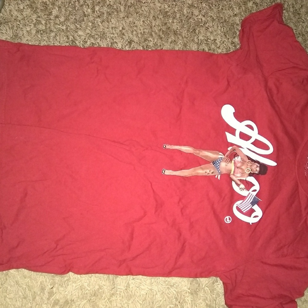 Graphic tee